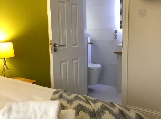 Amber Heights Отель типа 